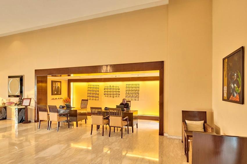 The Lalit Traveller Khajuraho Hotel Exterior photo