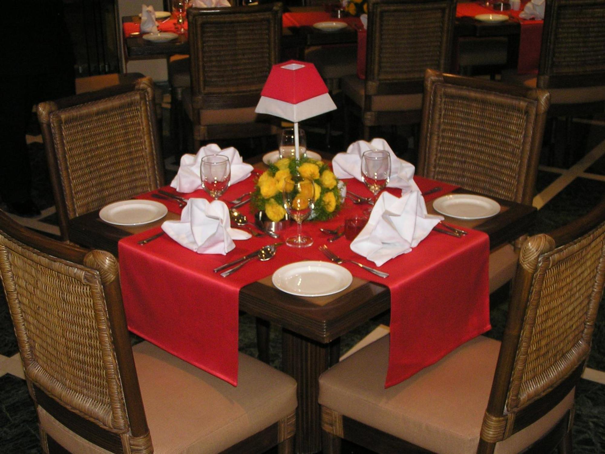 The Lalit Traveller Khajuraho Hotel Exterior photo